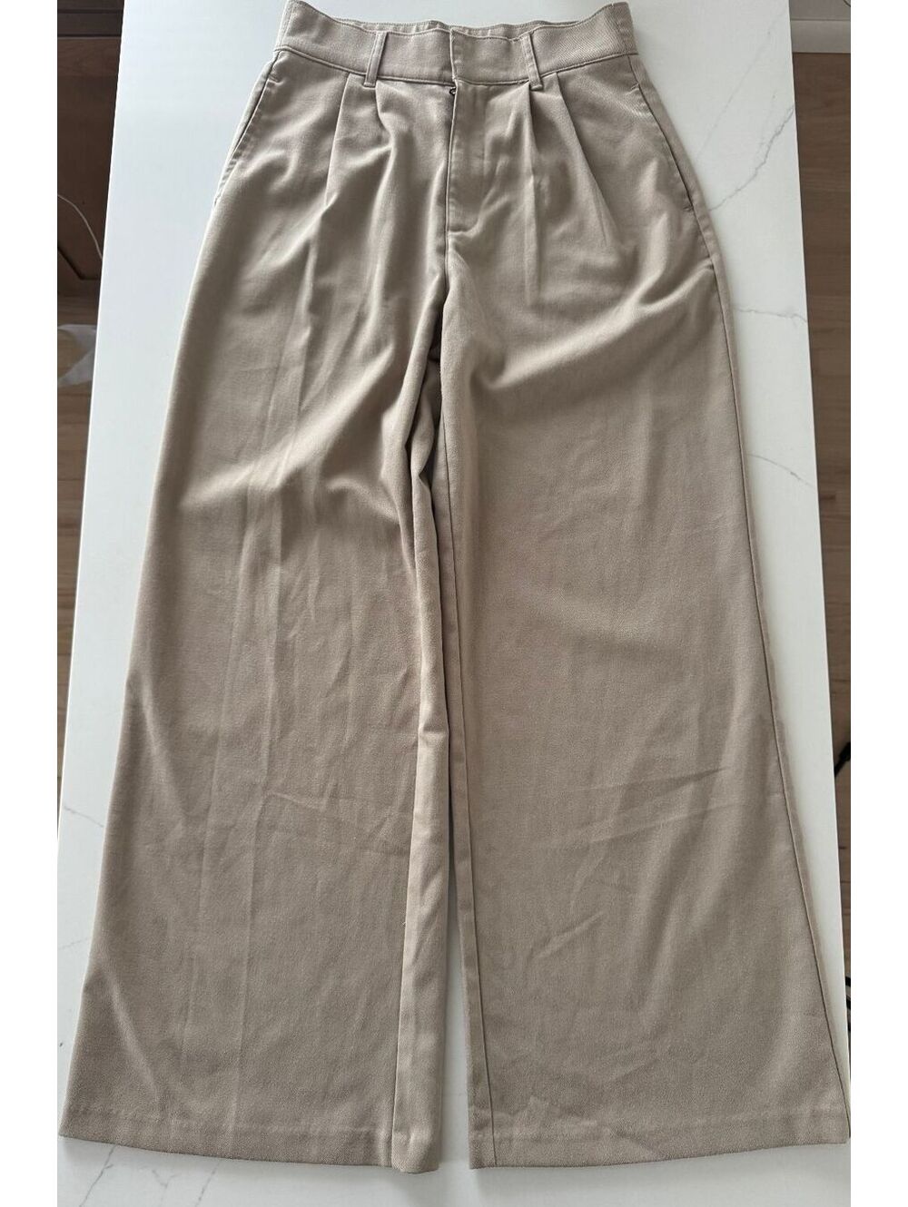 Abercrombie & Fitch Women's Beige Wide Leg Pants XS-Short